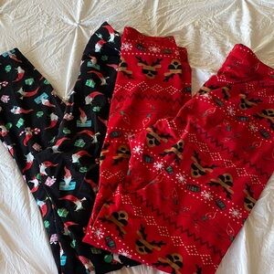 Set of 3 holiday pajama bottoms. 2 pants 1 shorts